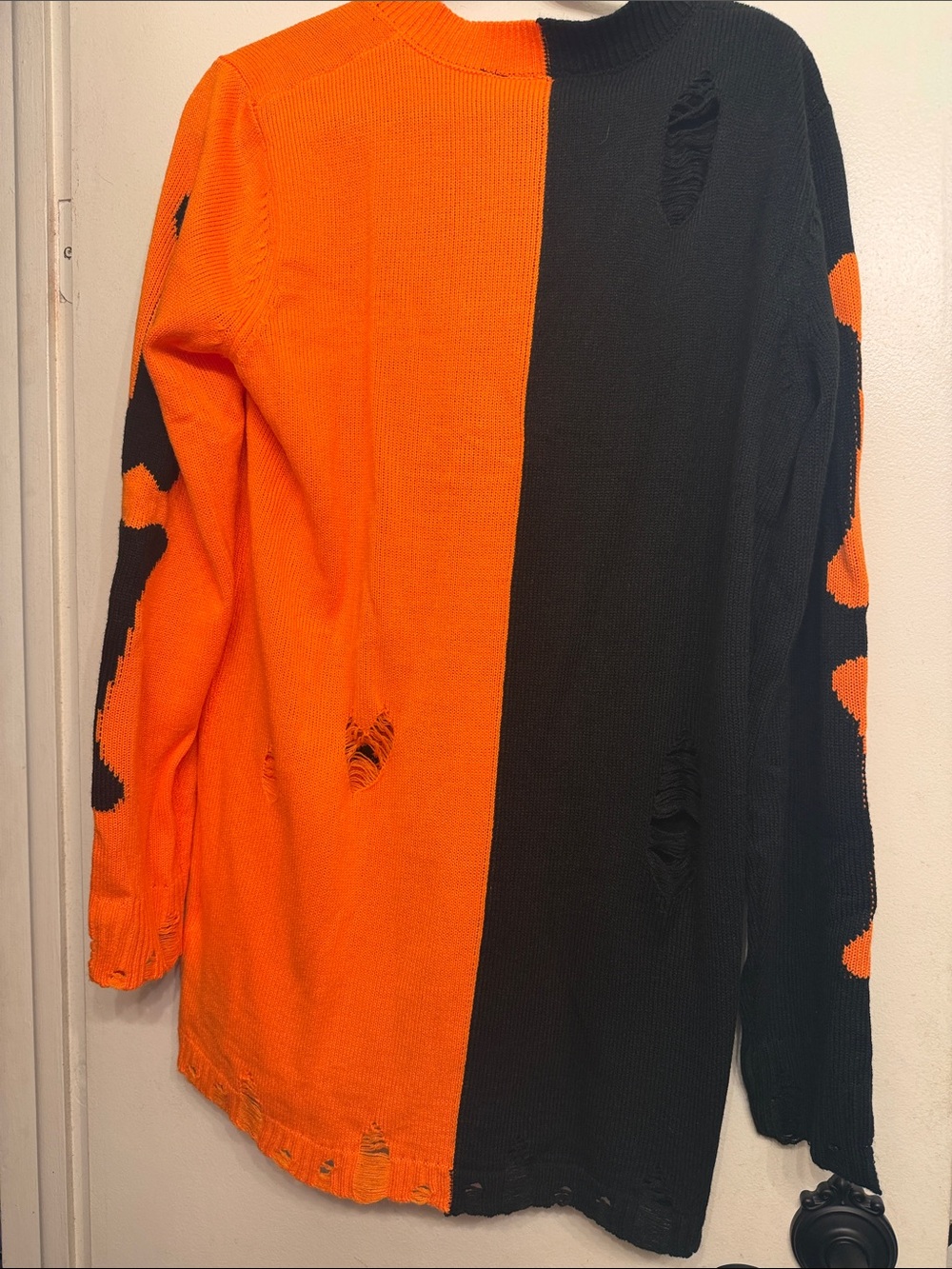 Orange and black skeleton sweater - Picture 2 of 6